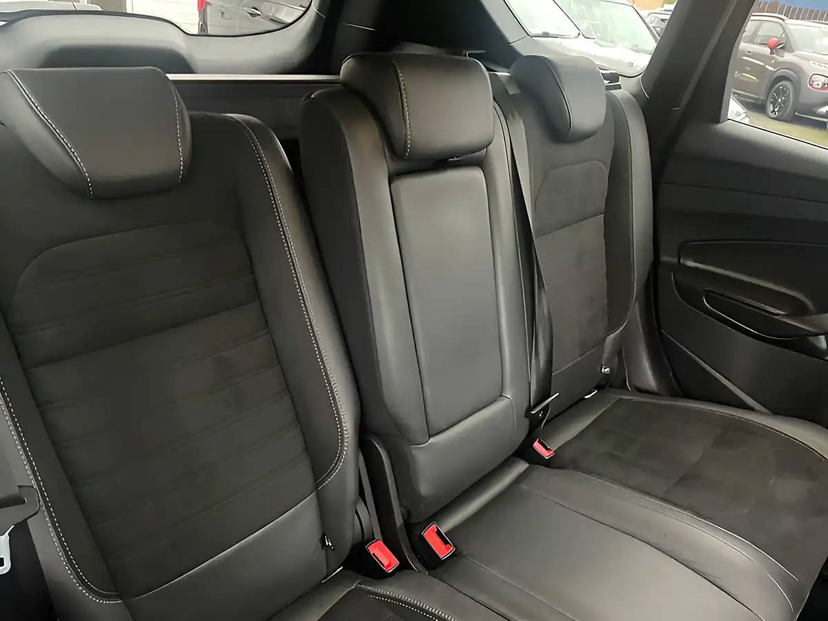 Used 2017 Ford Kuga ST-Line Black - Interior and Exterior details 12
