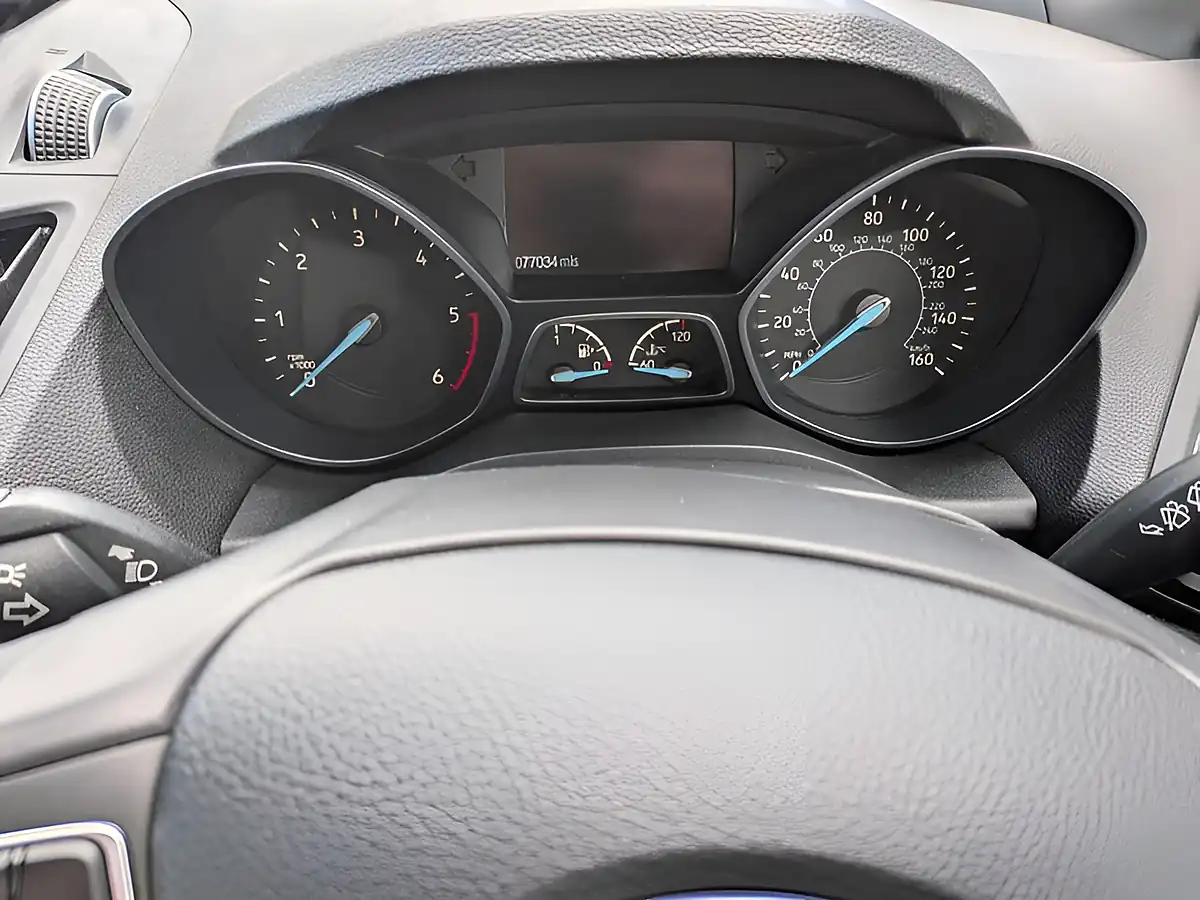 Used 2017 Ford Kuga ST-Line Blue - Interior and Exterior details 11