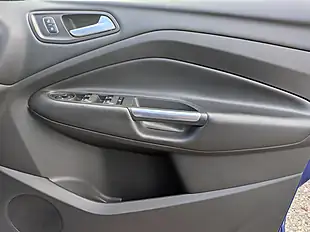 Used 2017 Ford Kuga ST-Line Blue - Interior and Exterior details 15