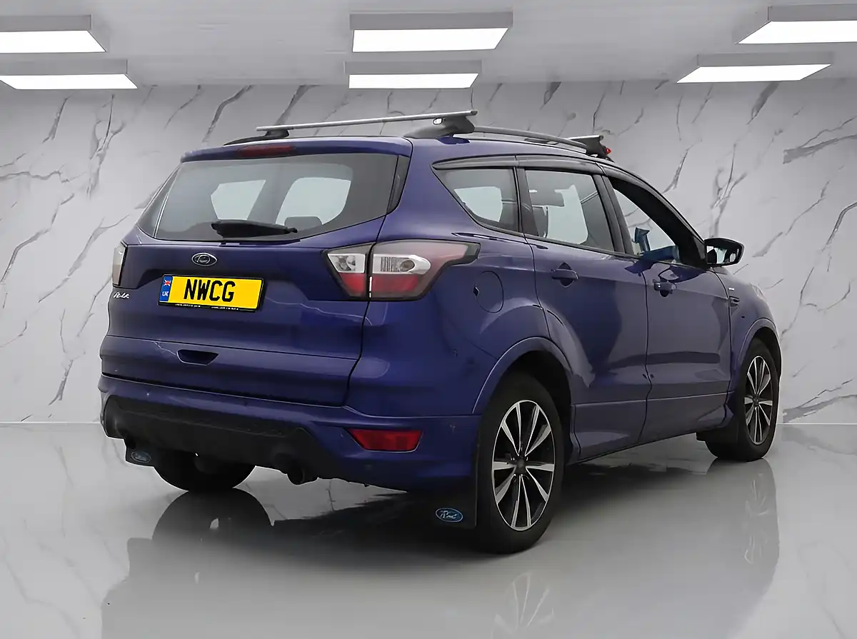 Used 2017 Ford Kuga ST-Line Blue - Interior and Exterior details 4