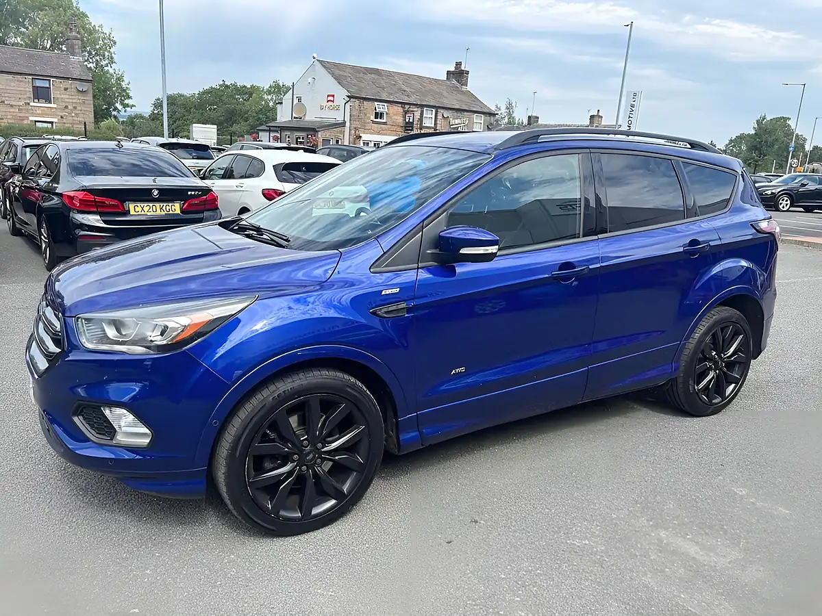 Used 2017 Ford Kuga ST-Line Deep Impact Blue - Interior and Exterior details 8