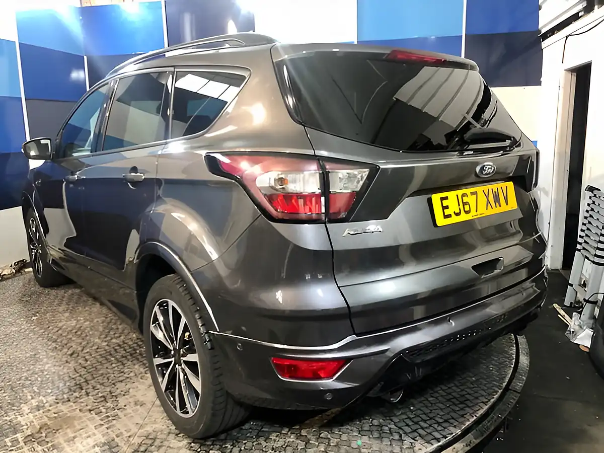 Used 2017 Ford Kuga ST-Line Grey - Interior and Exterior details 10