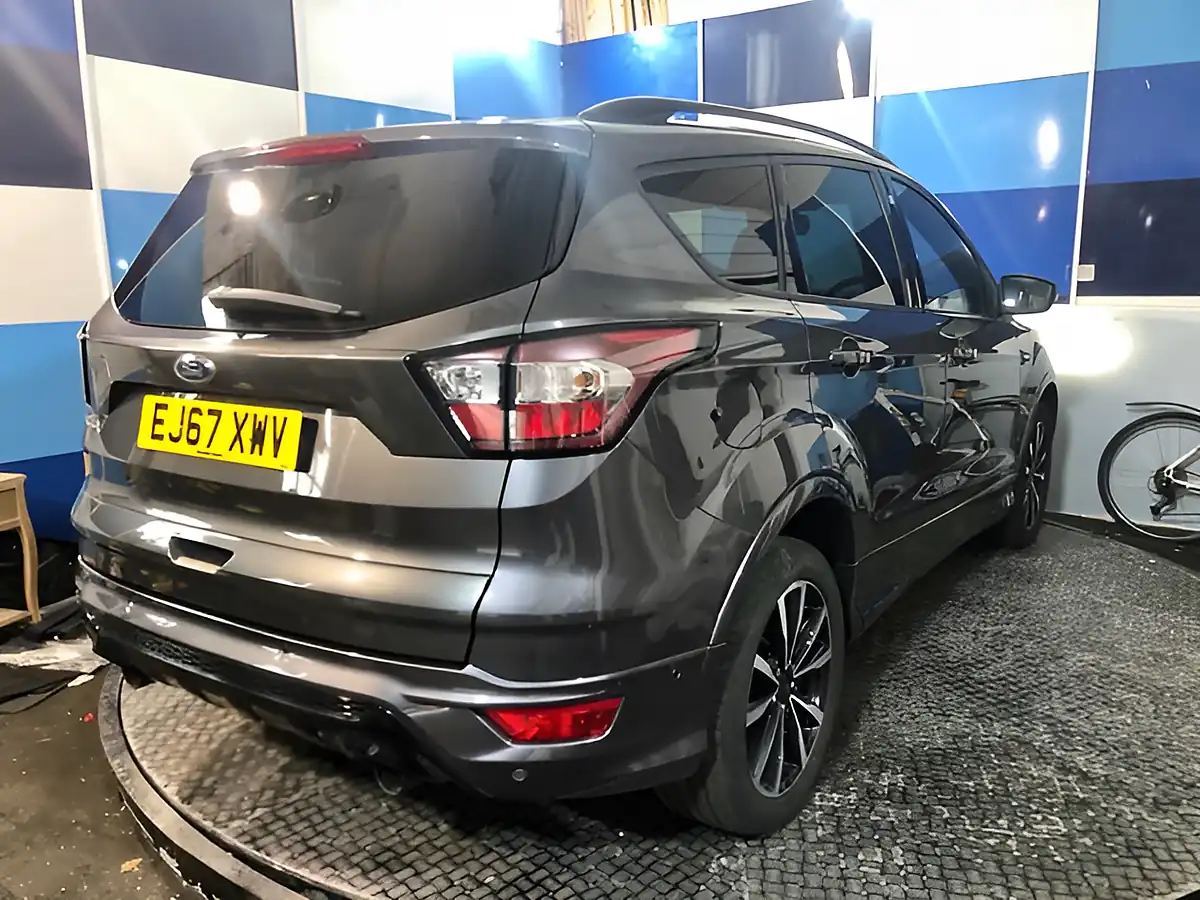 Used 2017 Ford Kuga ST-Line Grey - Interior and Exterior details 8