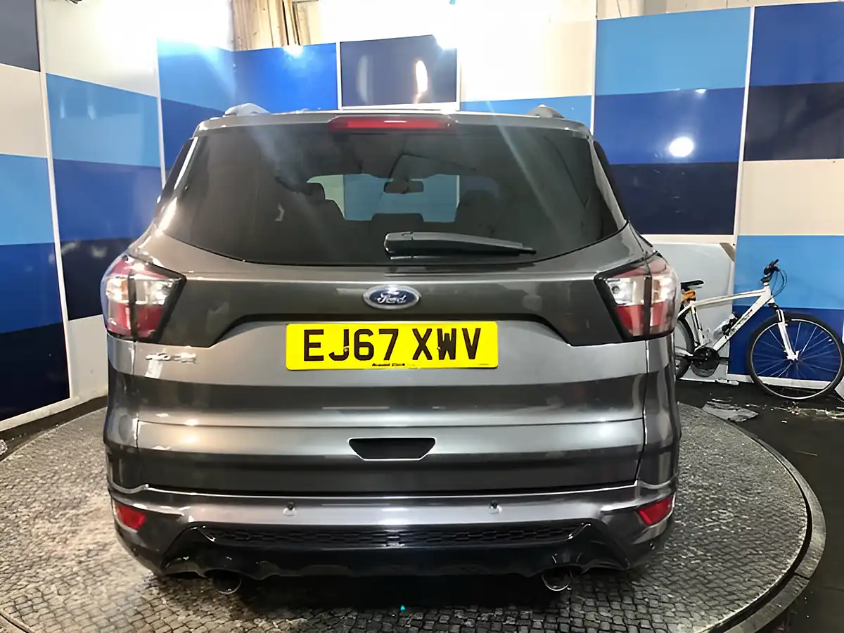 Used 2017 Ford Kuga ST-Line Grey - Interior and Exterior details 9