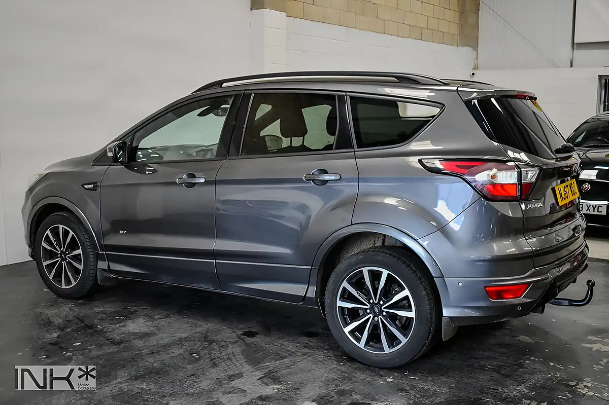 Used 2017 Ford Kuga ST-Line Grey - Interior and Exterior details 8