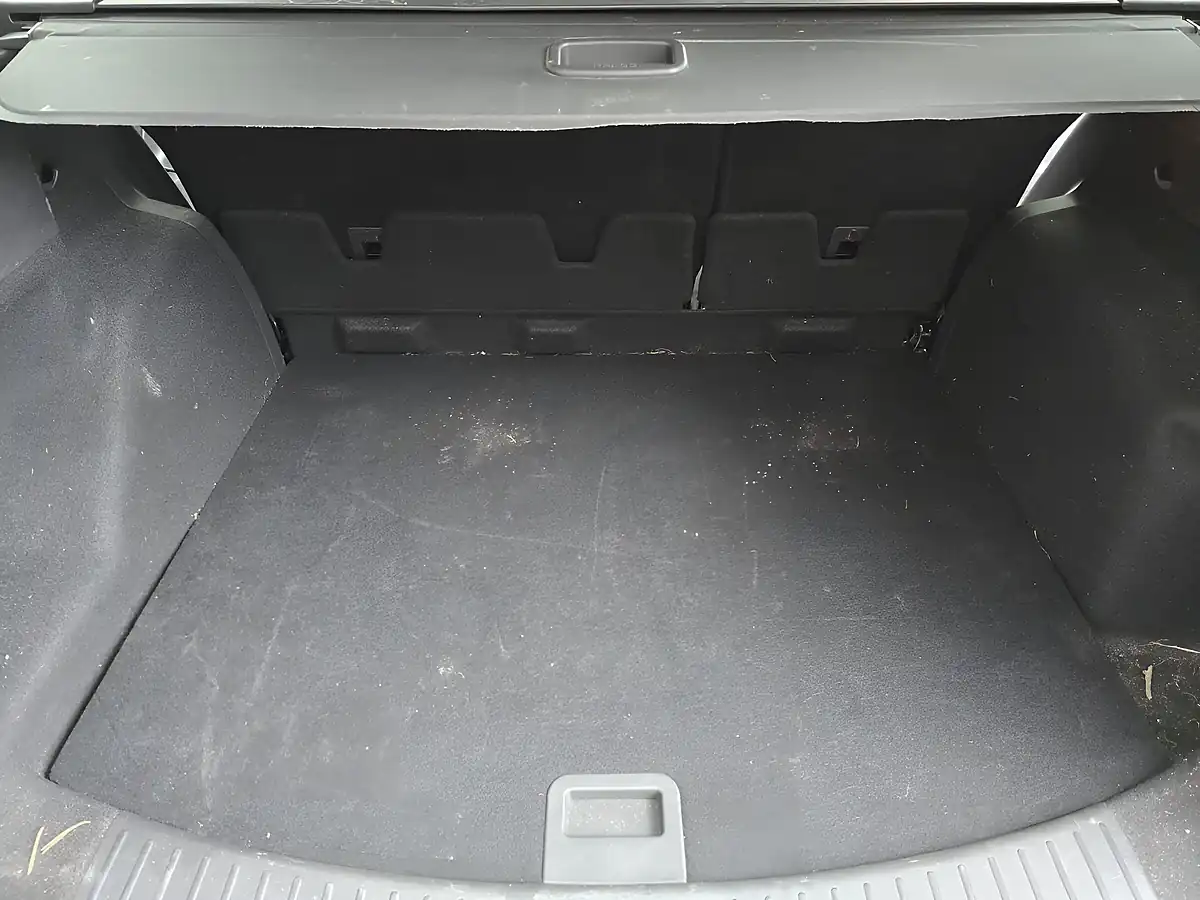 Used 2017 Ford Kuga ST-Line Grey - Interior and Exterior details 19