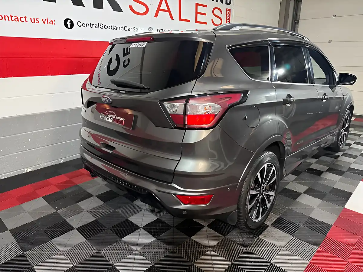 Used 2017 Ford Kuga ST-Line Grey - Interior and Exterior details 9
