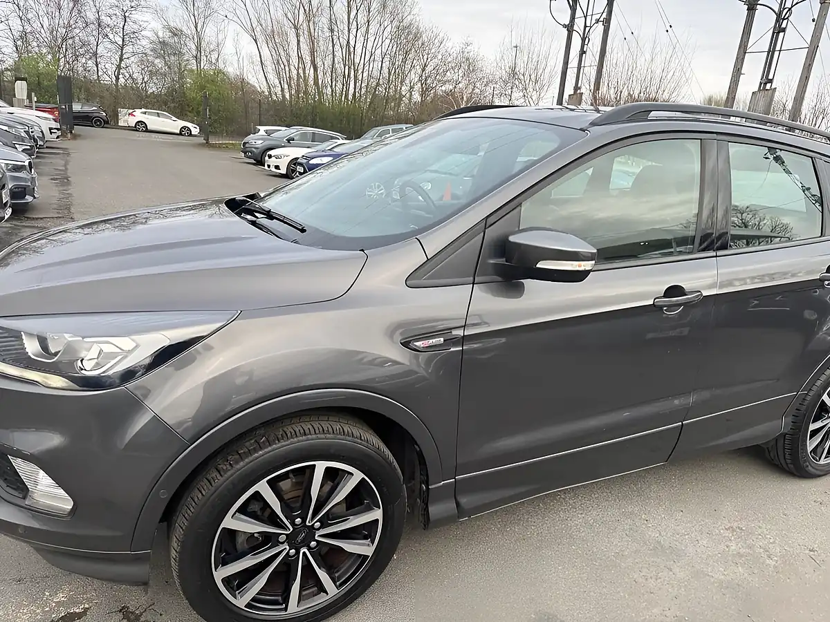 Used 2017 Ford Kuga ST Line Grey - Interior and Exterior details 13