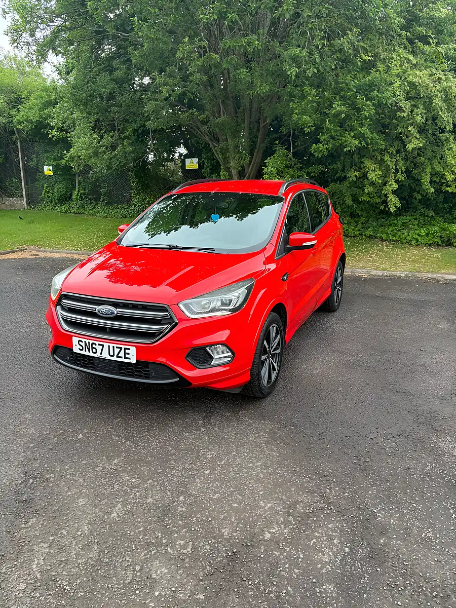 Used 2017 Ford Kuga ST-Line Red - Front View