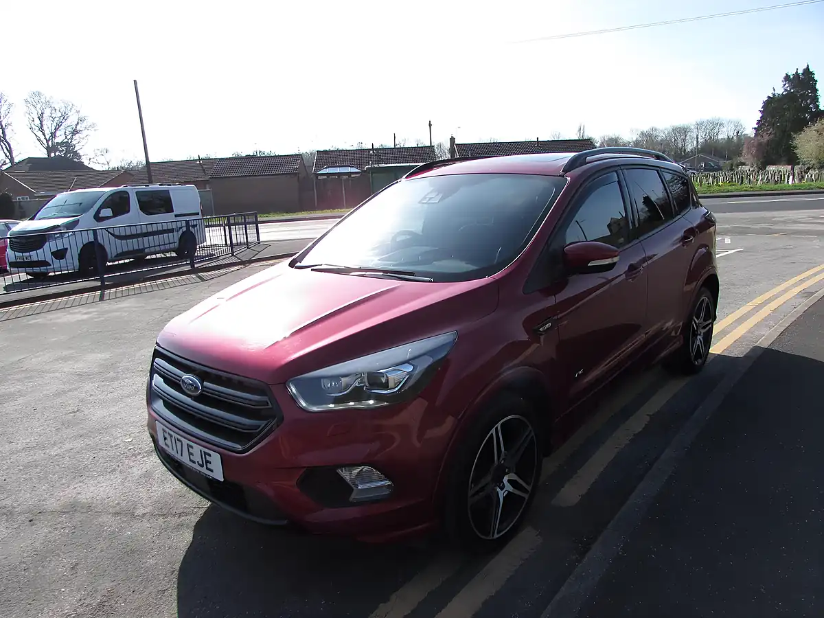 Used 2017 Ford Kuga ST-Line Red - Interior and Exterior details 3