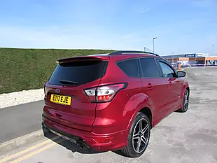 Used 2017 Ford Kuga ST-Line Red - Interior and Exterior details 7