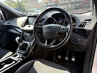 Used 2017 Ford Kuga ST-Line Silver - Interior and Exterior details 10