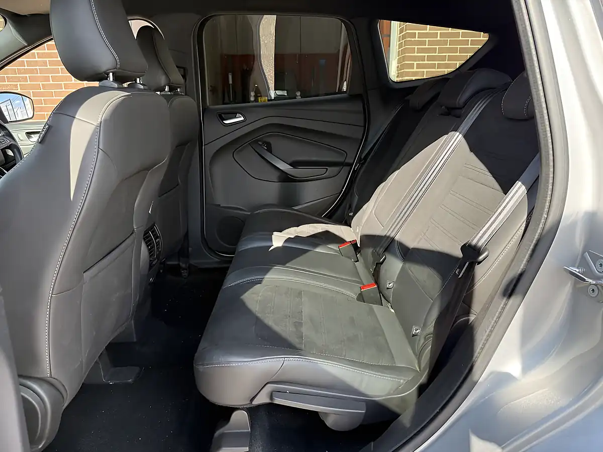 Used 2017 Ford Kuga ST-Line Silver - Interior and Exterior details 12