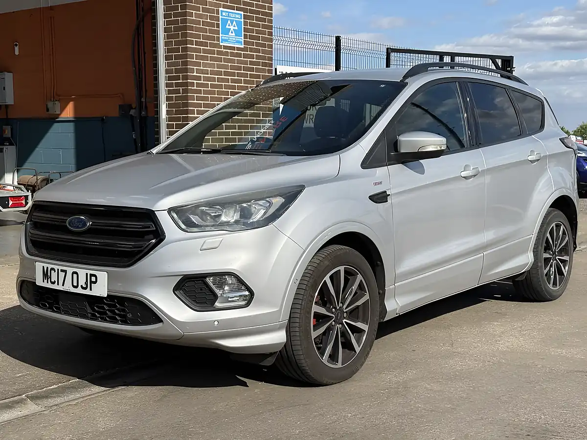 Used 2017 Ford Kuga ST-Line Silver - Interior and Exterior details 3
