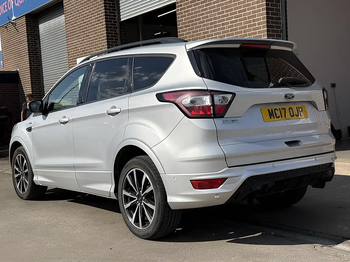 Used 2017 Ford Kuga ST-Line Silver - Interior and Exterior details 4