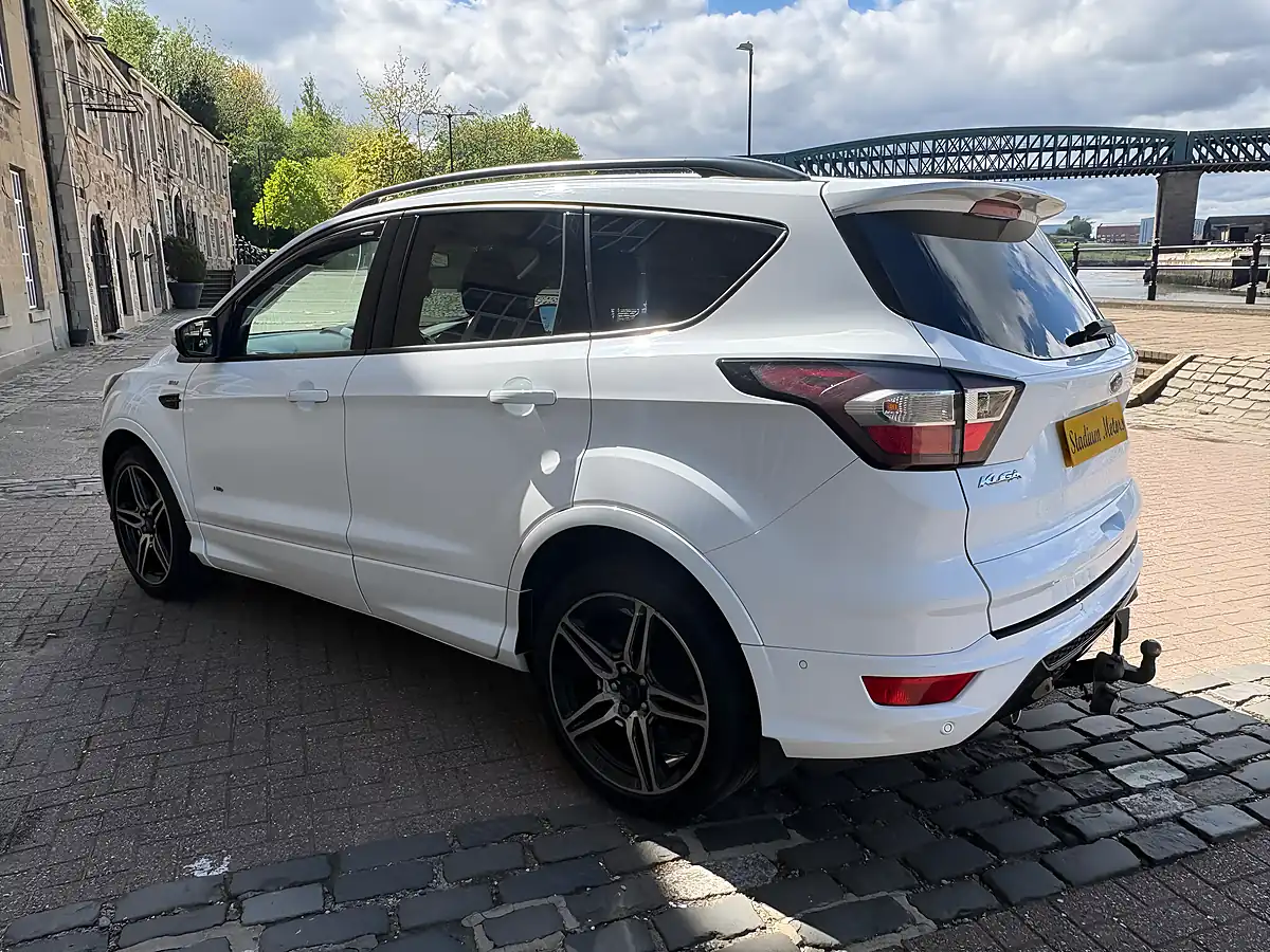 Used 2017 Ford Kuga ST-Line White - Interior and Exterior details 15