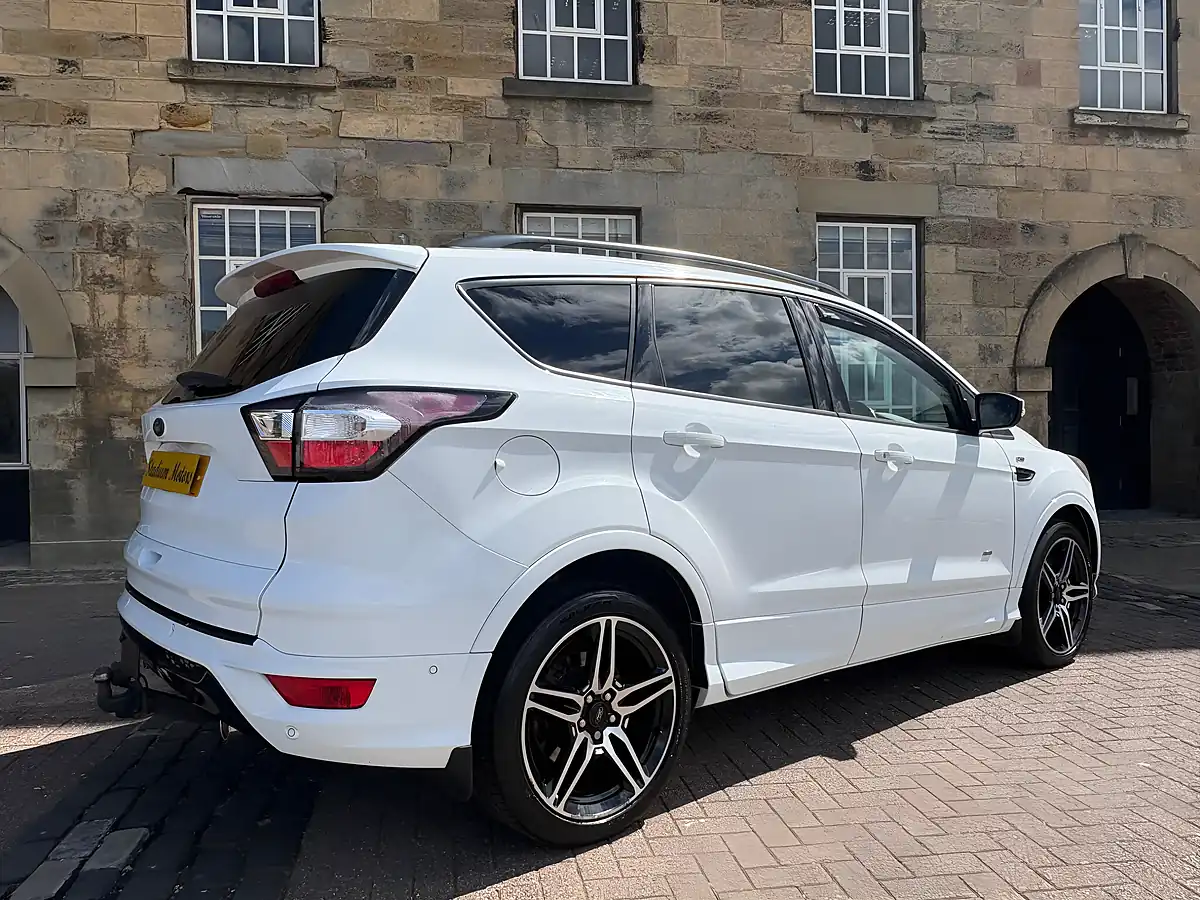 Used 2017 Ford Kuga ST-Line White - Interior and Exterior details 18
