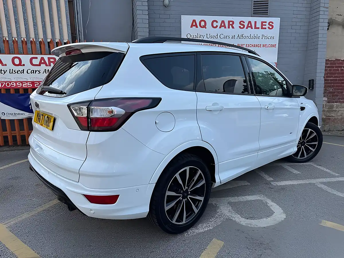 Used 2017 Ford Kuga ST-Line White - Interior and Exterior details 7