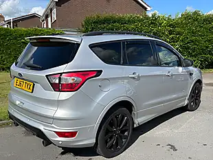 Used 2017 Ford Kuga ST-Line X Silver - Interior and Exterior details 5