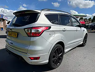 Used 2017 Ford Kuga ST-Line X Silver - Interior and Exterior details 6