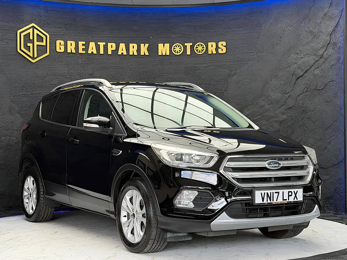 Used 2017 Ford Kuga Titanium Black - Interior and Exterior details 3