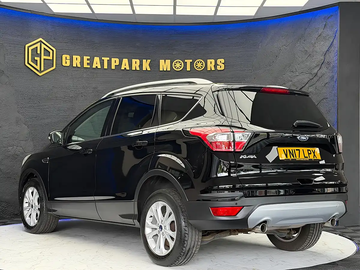 Used 2017 Ford Kuga Titanium Black - Interior and Exterior details 7