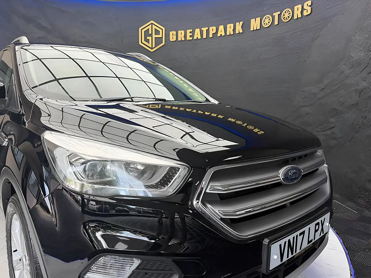 Used 2017 Ford Kuga Titanium Black - Interior and Exterior details 9