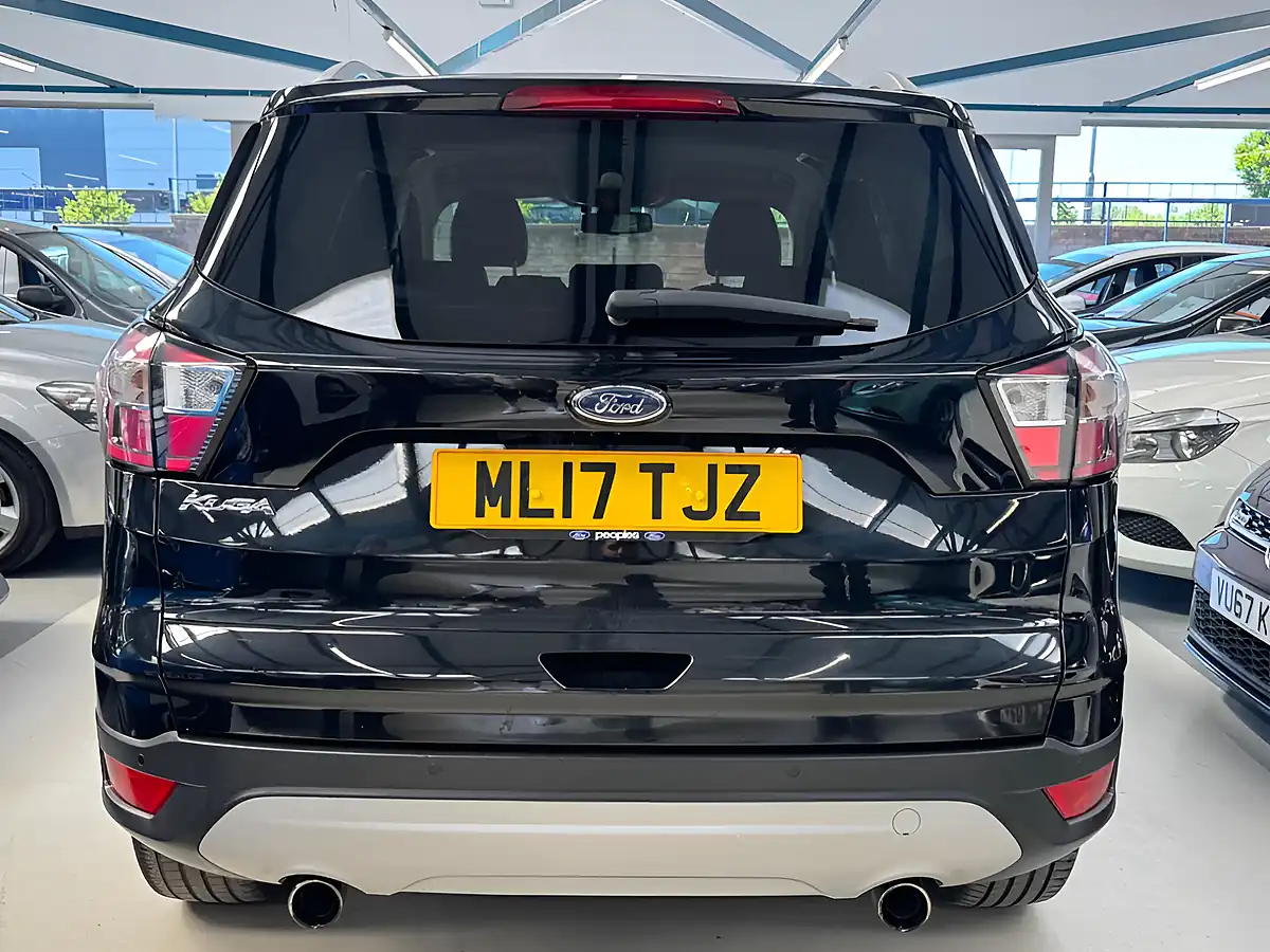 Used 2017 Ford Kuga Titanium Black - Interior and Exterior details 10