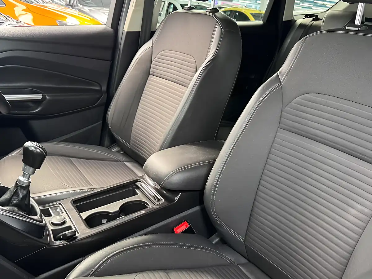 Used 2017 Ford Kuga Titanium Black - Interior and Exterior details 18