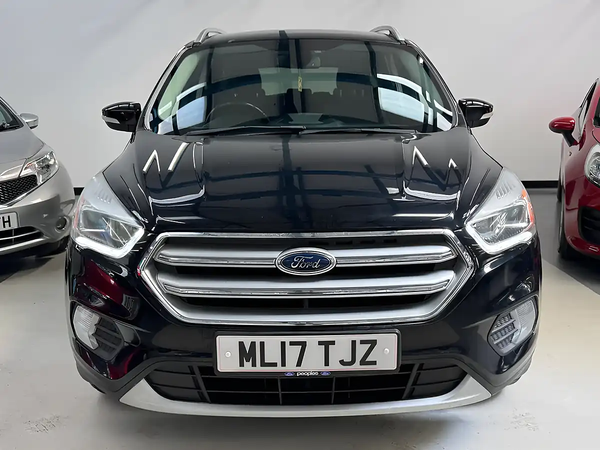 Used 2017 Ford Kuga Titanium Black - Interior and Exterior details 8