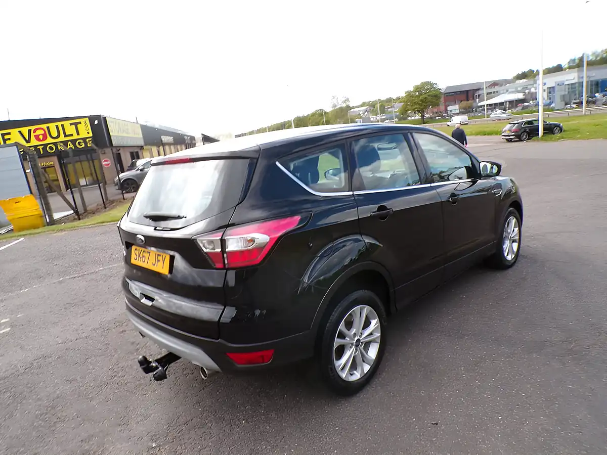 Used 2017 Ford Kuga Titanium Black - Interior and Exterior details 5