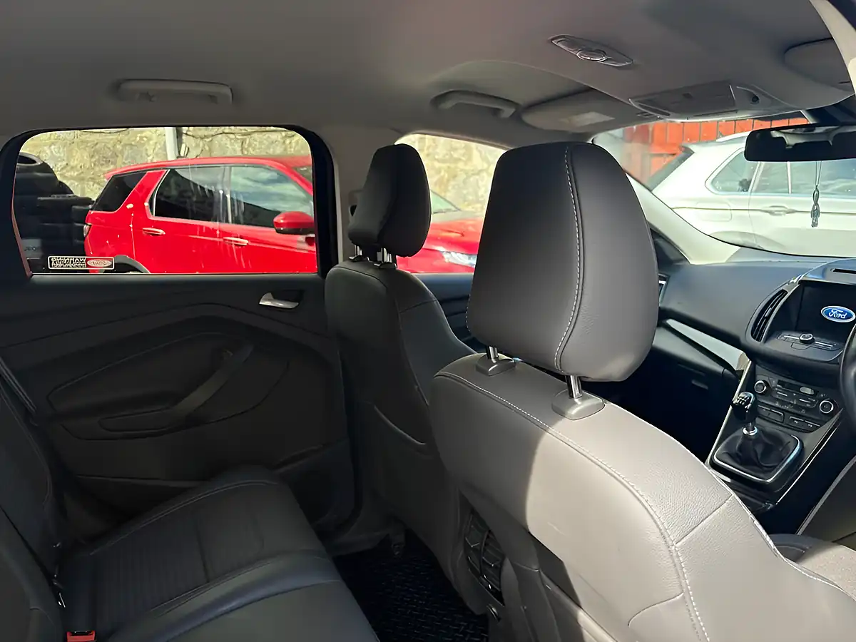 Used 2017 Ford Kuga Titanium Blue - Interior and Exterior details 16