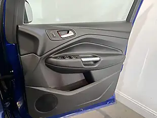 Used 2017 Ford Kuga Titanium Blue - Interior and Exterior details 11