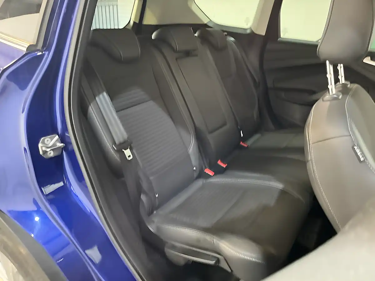 Used 2017 Ford Kuga Titanium Blue - Interior and Exterior details 16