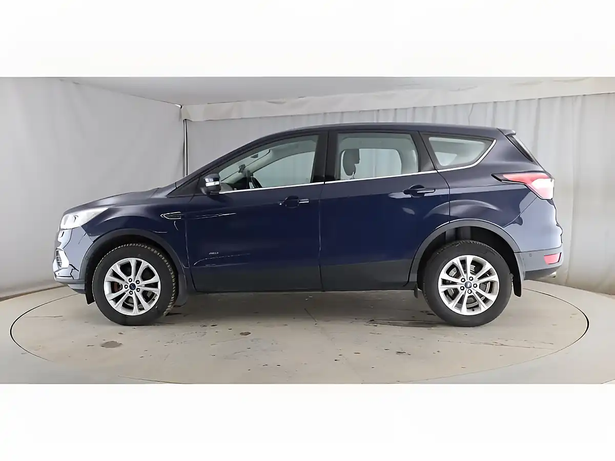 Used 2017 Ford Kuga Titanium Blue - Interior and Exterior details 5