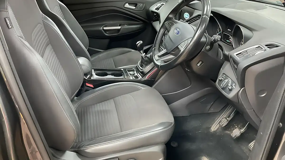 Used 2017 Ford Kuga Titanium Grey - Interior and Exterior details 11