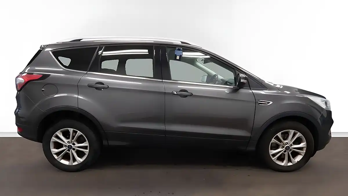 Used 2017 Ford Kuga Titanium Grey - Interior and Exterior details 5