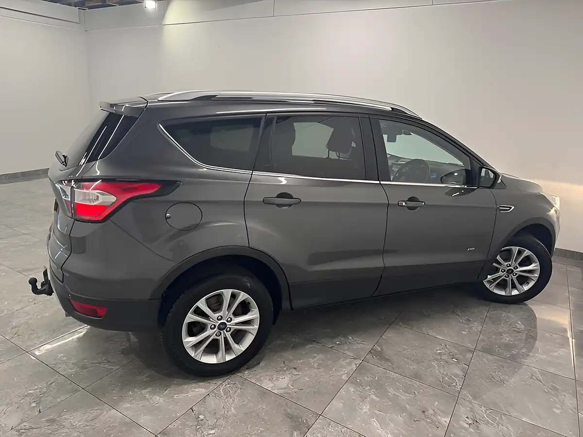 Used 2017 Ford Kuga Titanium Grey - Interior and Exterior details 8