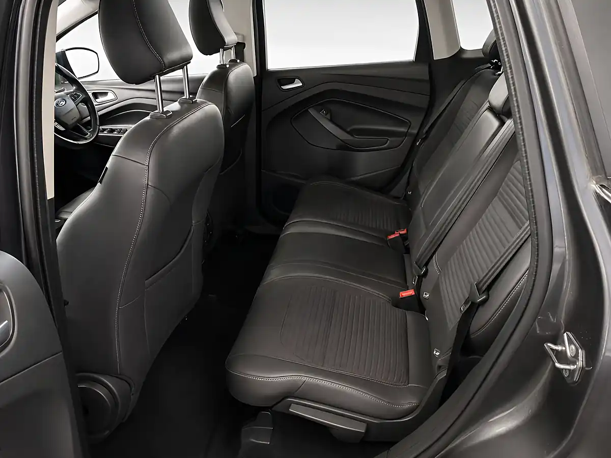 Used 2017 Ford Kuga Titanium Grey - Interior and Exterior details 8