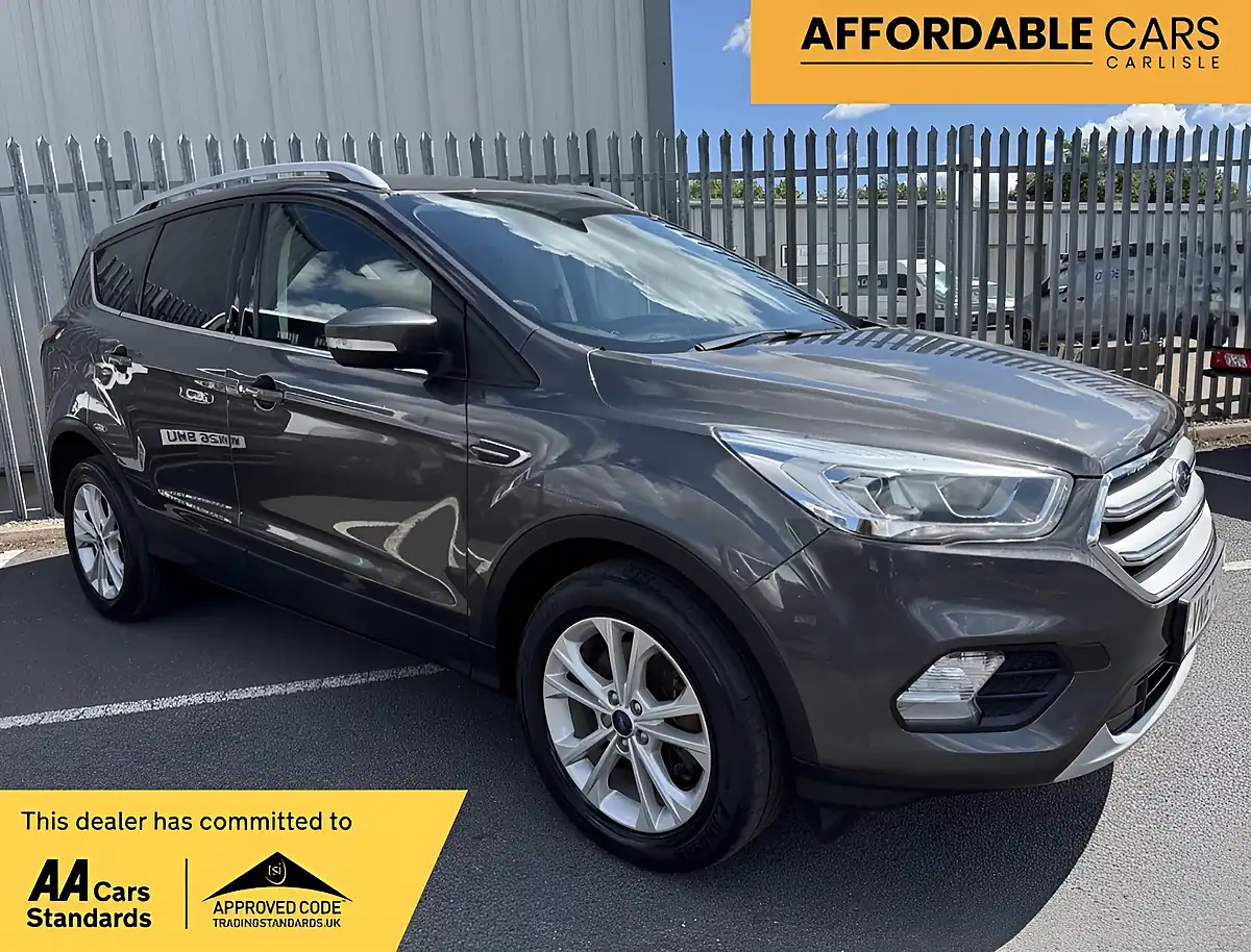 Used 2017 Ford Kuga Titanium Grey - Front View