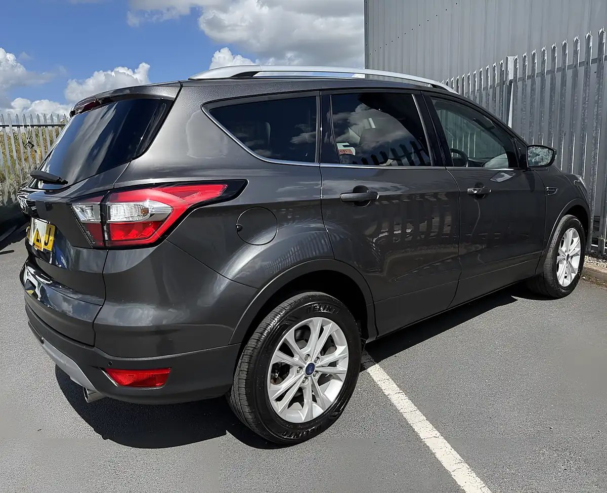 Used 2017 Ford Kuga Titanium Grey - Interior and Exterior details 5
