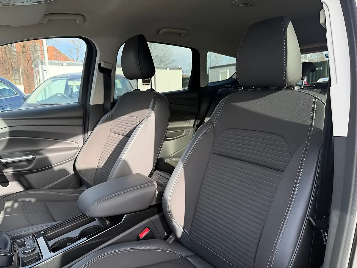 Used 2017 Ford Kuga Titanium Grey - Interior and Exterior details 13