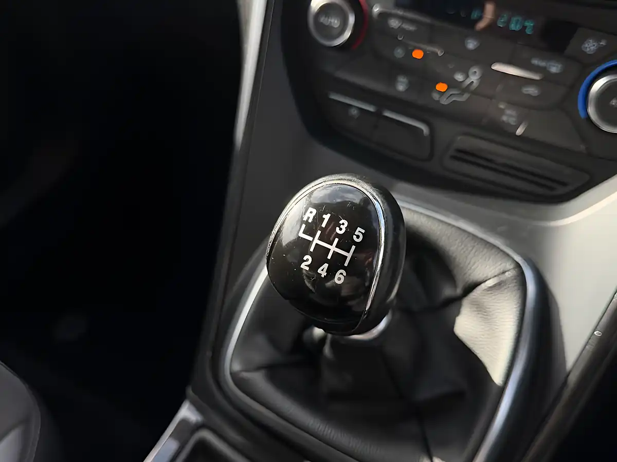 Used 2017 Ford Kuga Titanium Grey - Interior and Exterior details 19