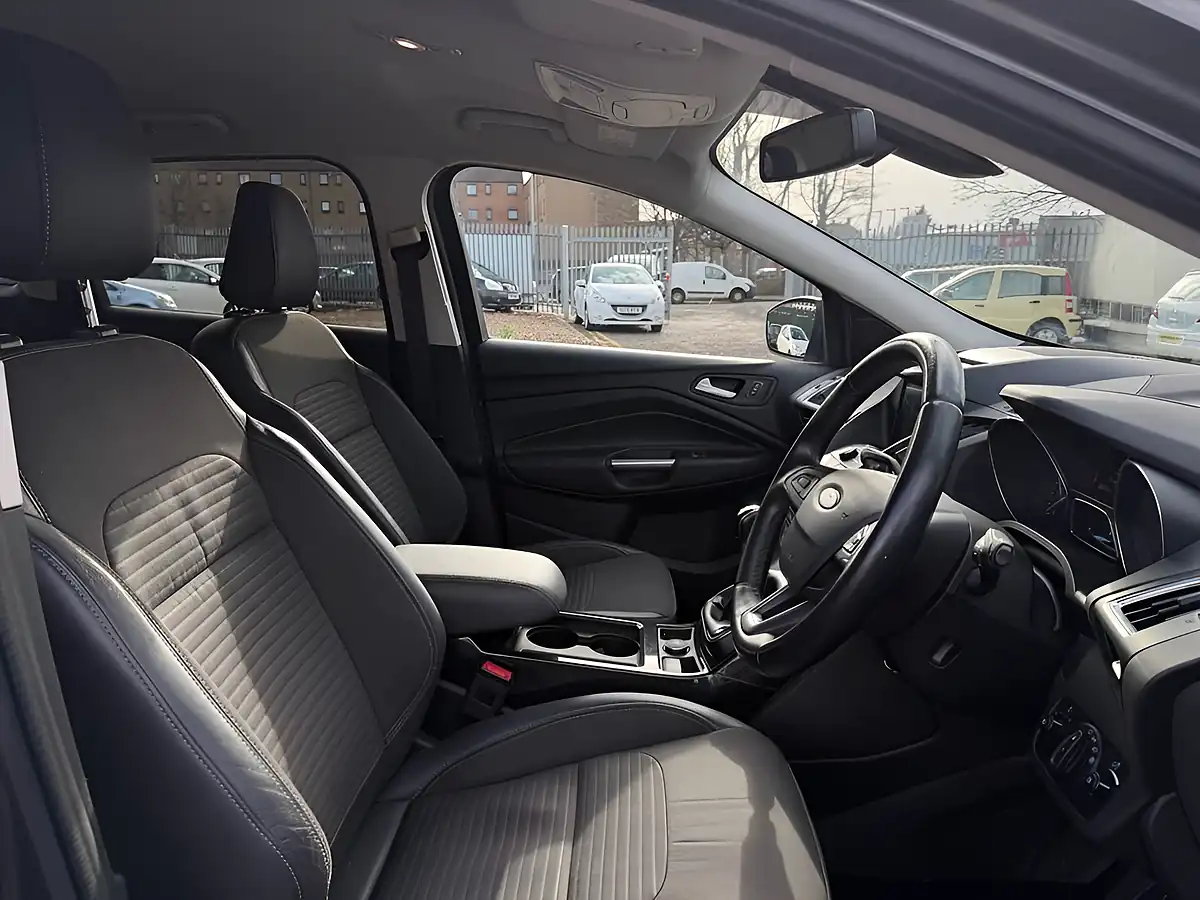 Used 2017 Ford Kuga Titanium Grey - Interior and Exterior details 7