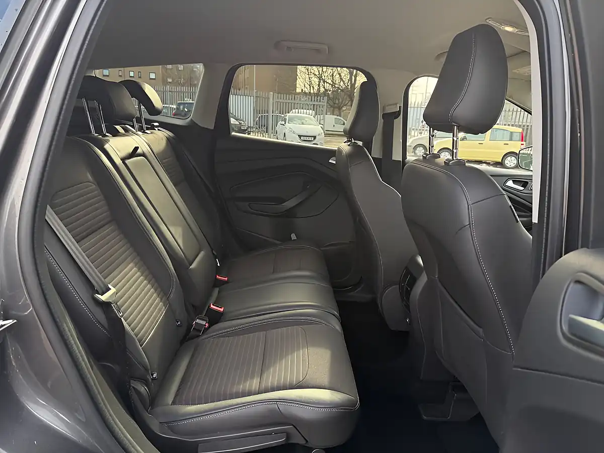 Used 2017 Ford Kuga Titanium Grey - Interior and Exterior details 9