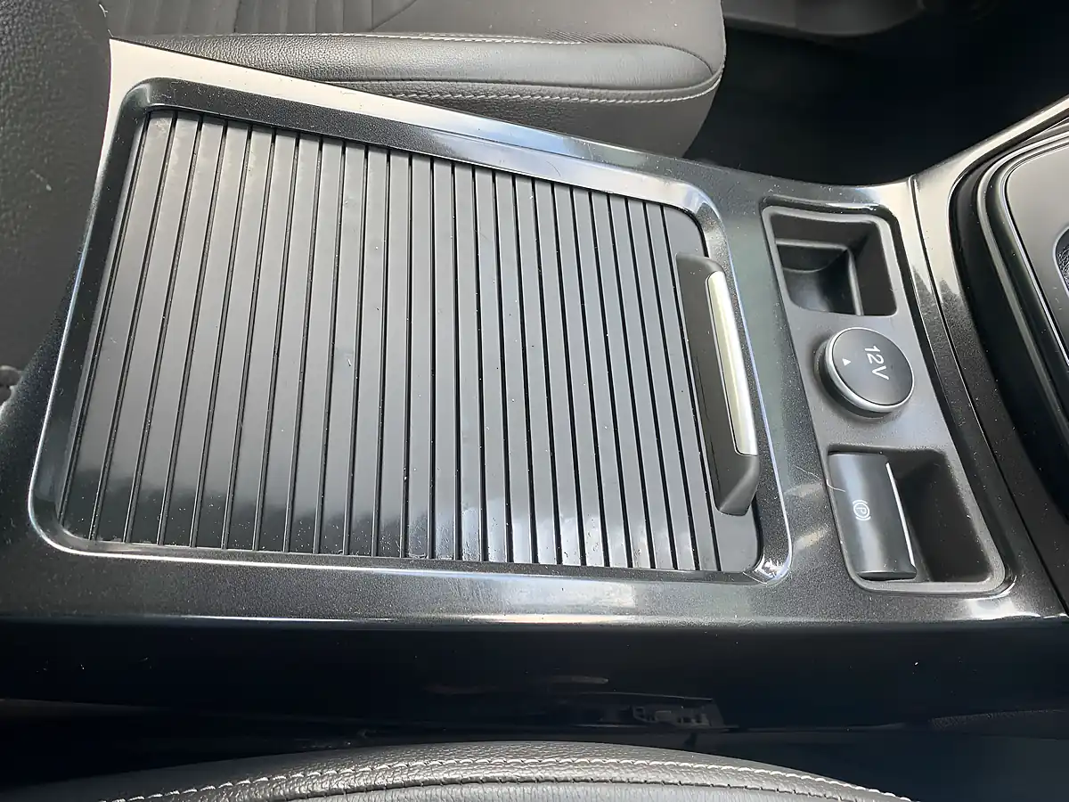 Used 2017 Ford Kuga Titanium Grey - Interior and Exterior details 14