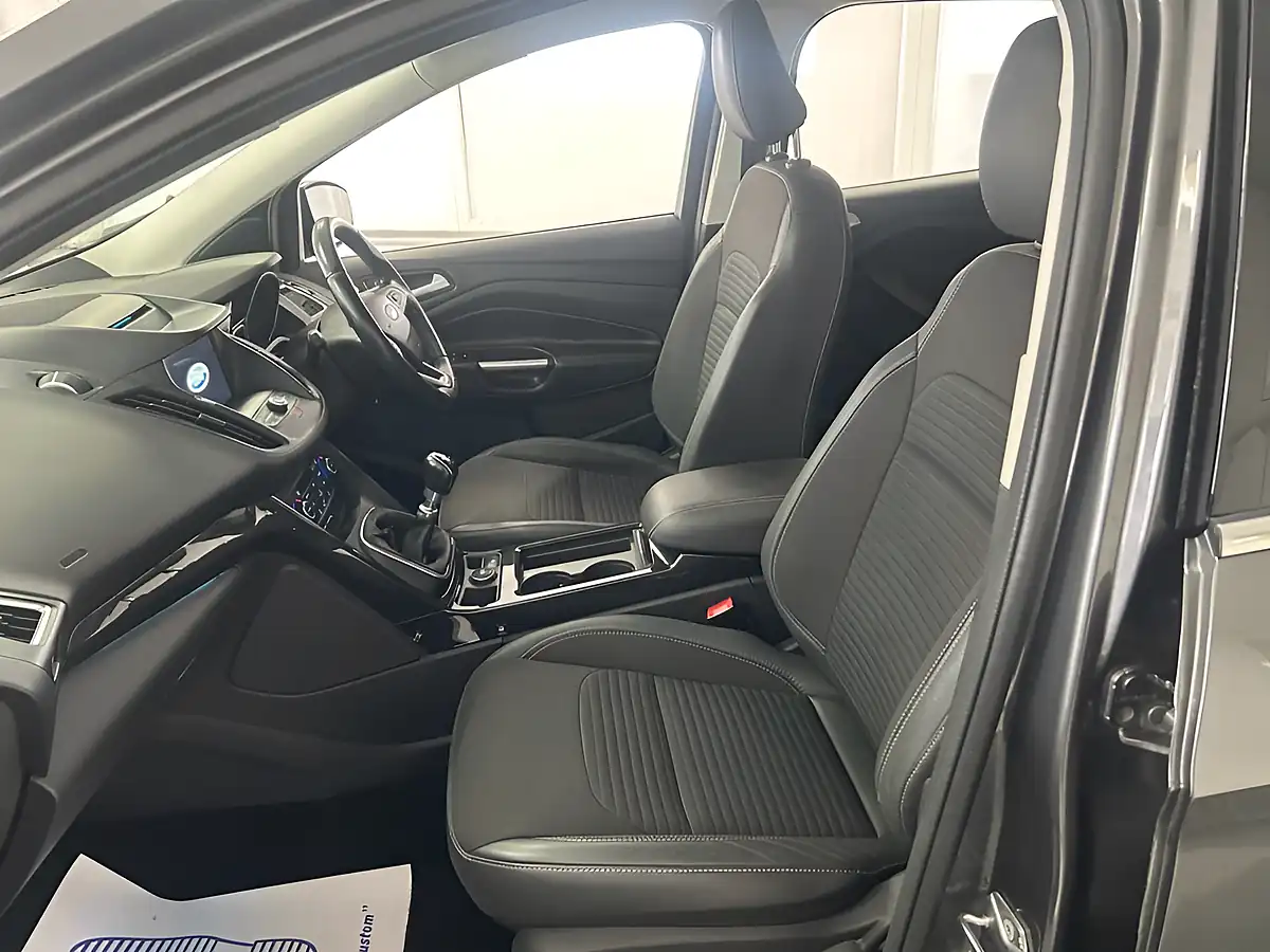 Used 2017 Ford Kuga Titanium Grey - Interior and Exterior details 19
