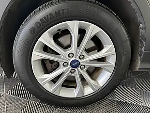 Used 2017 Ford Kuga Titanium Grey - Interior and Exterior details 9
