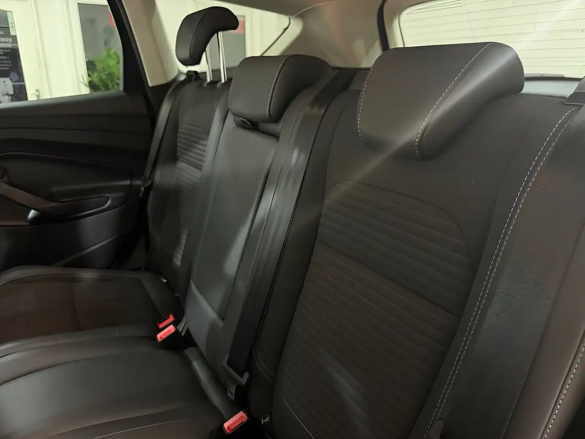 Used 2017 Ford Kuga Titanium Grey - Interior and Exterior details 17