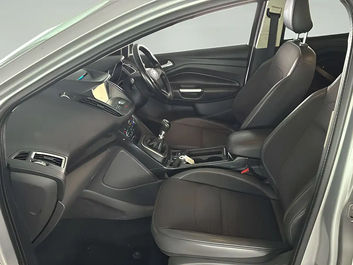 Used 2017 Ford Kuga Titanium Moondust Silver - Interior and Exterior details 10